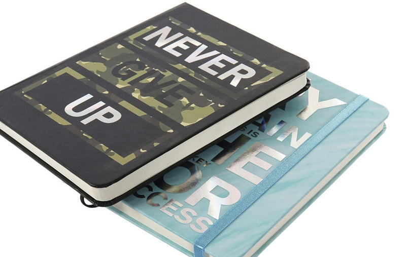 Libreta con frase detalle / Nadie sin regalo