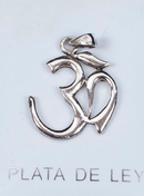 Colgante de plata "Om" / Nadie sin regalo