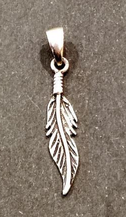 Colgante de plata Pluma / Nadie sin regalo
