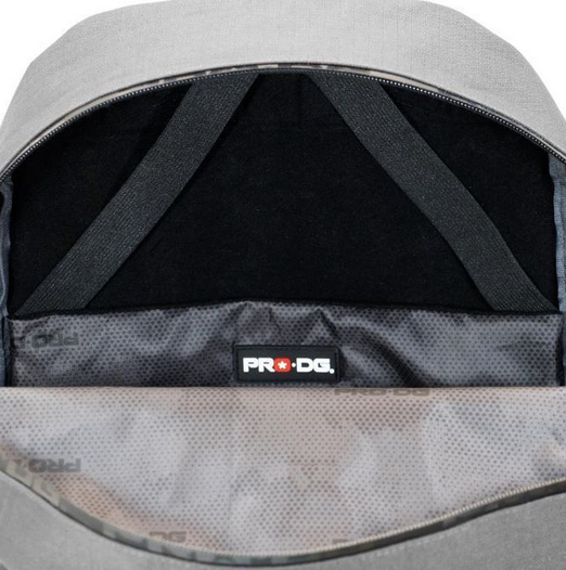Mochila para portátil roja 14,1" 44 cm detalle interior / Nadie sin regalo
